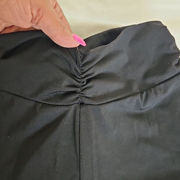 Elegant Black Midi Palazzo Pants - Picture 10 of 16